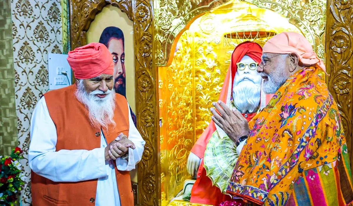 pm and sant niranjan das