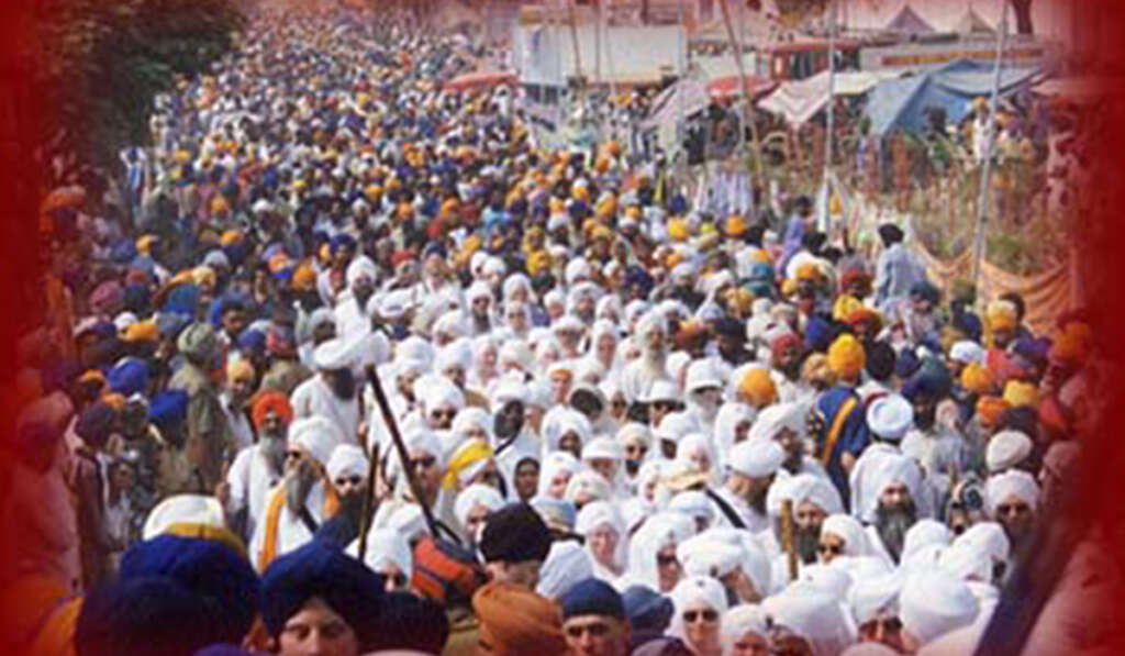 80 lakh Sikhs paid obeisance