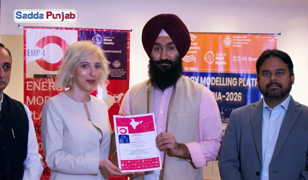 Trust deficit and the game of populism