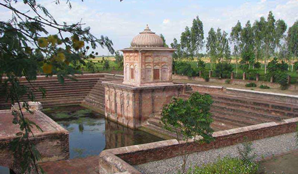 Architecture and Important Places