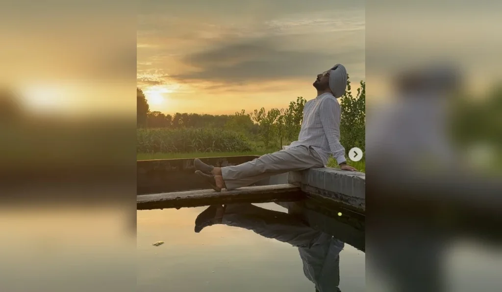 More description of nature and Punjab in Satindras songs