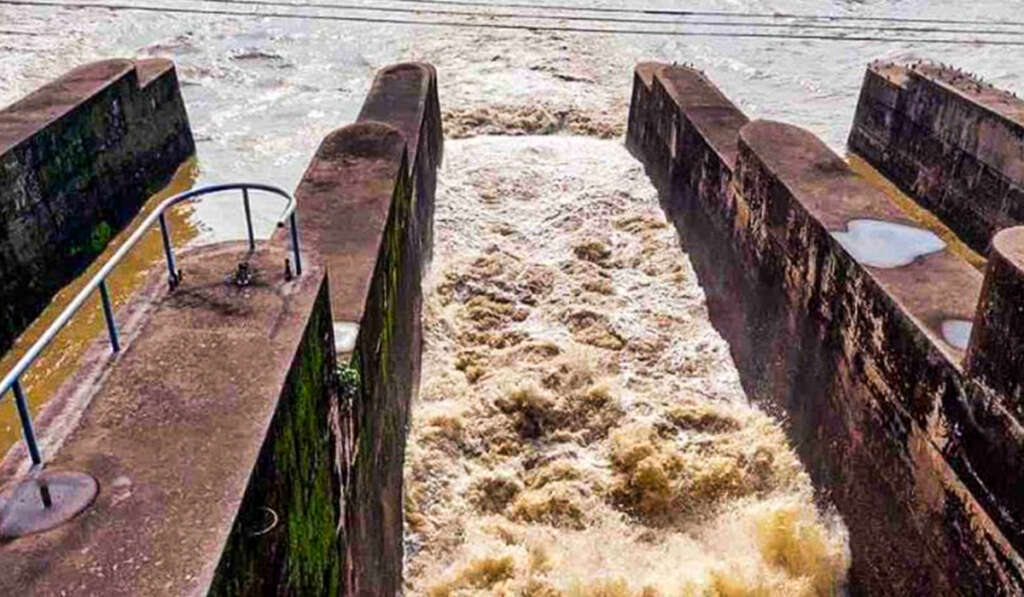 Decline in storage capacity of dams a major threat