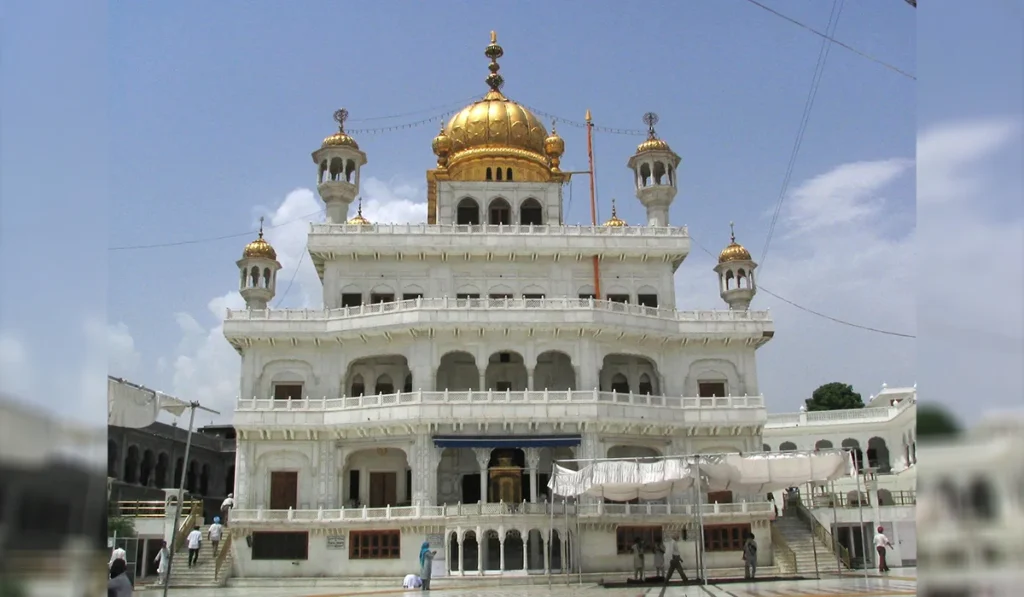 A Citizen’s Draft for Punjab’s New Sacrilege Law 4 Sri Akal Takht Sahib