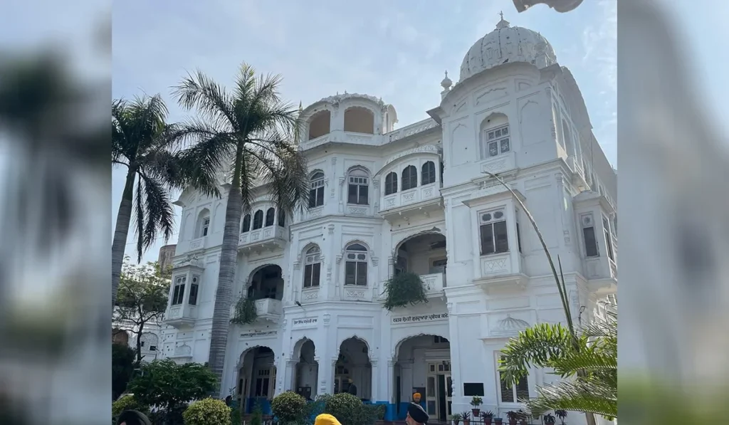 100th Martyrdom Anniversary Special: Teja Singh Samundri — A Great Symbol of Panthic Faith and Sacrifice 6 building of the head office