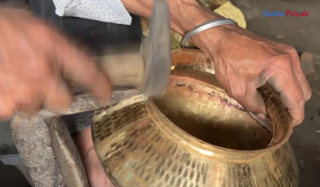 From Maharaja Ranjit Singh’s Era to UNESCO: The Effort to Preserve Jandiala Guru’s Centuries-Old Thathera Art 4 Thathera Art 2