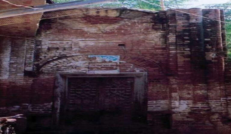 Historical Places in Pakistan Touched by the Feet of Guru Nanak Dev Ji 13 ਗੁਰਦੁਆਰਾ ਚੱਕੀ ਸਾਹਿਬ ਐਮਨਾਬਾਦ 768x448 1